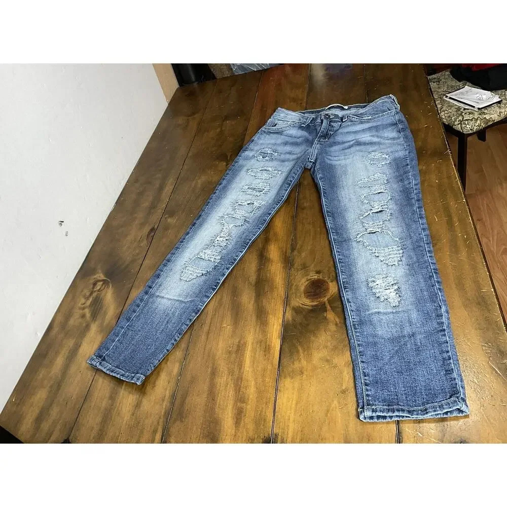 Kancan Womens Size 25 Medium Wash Cotton Stretch Distressed Patched Skinny Jeans
